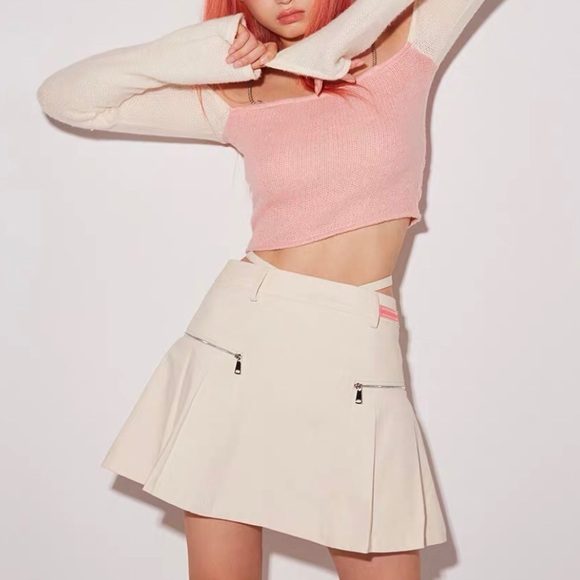 Color block off-shoulder sweater - Picture 4 of 5